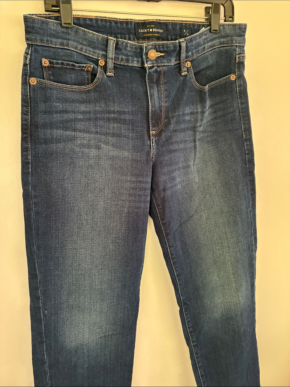 Lucky Brand Women’s Sweet Crop Indigo Straight Jeans 12/31 - Picture 4 of 8